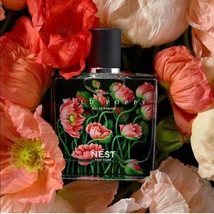 Gently used Nest Fragrance in the scent Wild Poppy.